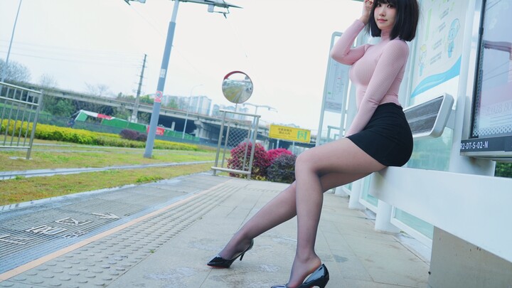 Does the OL sister's amazing figure sting your heart?
