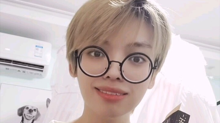 Some Harry Potter cloud fans...