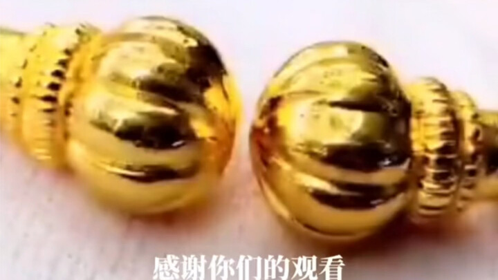 Turned down a fan’s offer four times because it was too precious—until I found out he was doing it t