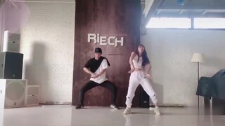 Kontestan Youth With You 2, Kong Xue'er, gerakan dansanya bersih dan tegas, sangat memikat!