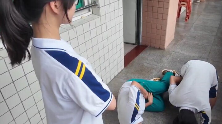 x骚扰这一块/.