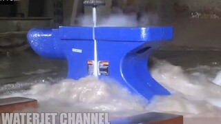 水刀又叫高压水射流切割技术，既然是水，为啥这么厉害？