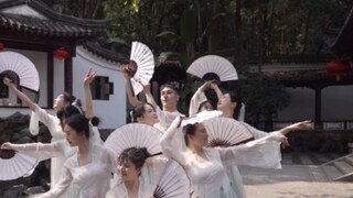 [Bái Tiểu Bạch] Vẫy tay chào người hâm mộ, "Lên núi xuân" vũ đạo nhạc jazz Trung Quốc, phiên bản hoà