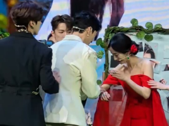 “Công Tuấn — “Thần hài kịch” đã lên sóng, tỷ Mễ: Ai đang bới móc tôi hahaha~”