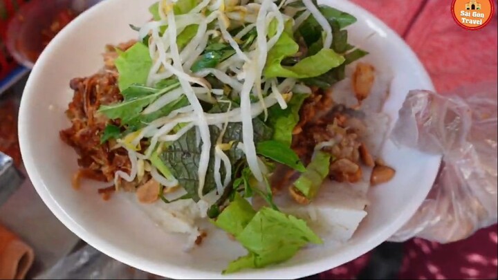 Xe Bánh Bột Gia Truyền Bán Giờ Linh Ít Người Biết Của Người Hoa Sài Gòn