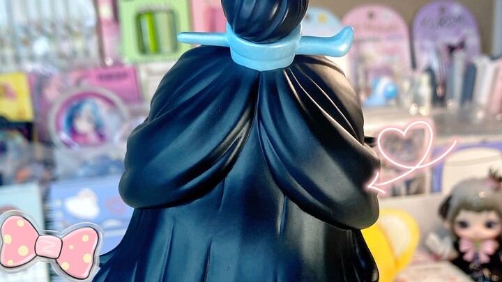 The back is average, the front is amazing!