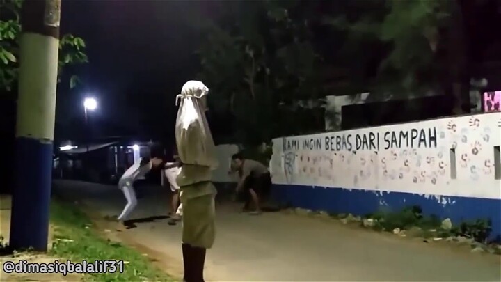 Tahan Tawa!! Kompilasi Prank Pocong Terlucu #8