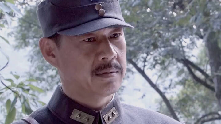 Lão Chu lần lượt xử lý bọn địa chủ, nhà giàu.