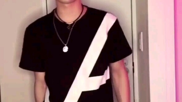 Limaru ‖ You can tell my wife really likes this outfit.