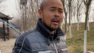 光头就是硬气，就是不服