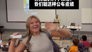 เมื่ออาจารย์ชาวอเมริกันประกาศผลสอบปลายภาคด้วยวิธีเปิดเพลงแบบสุ่ม—