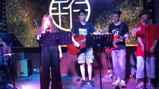 Secret Base' Bản Full Biểu Diễn Tại Bar