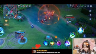 Chơi game với bé Linh P14