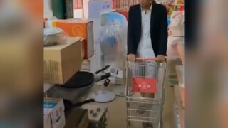 Khi các ông ck đi chợ 😂😂😂