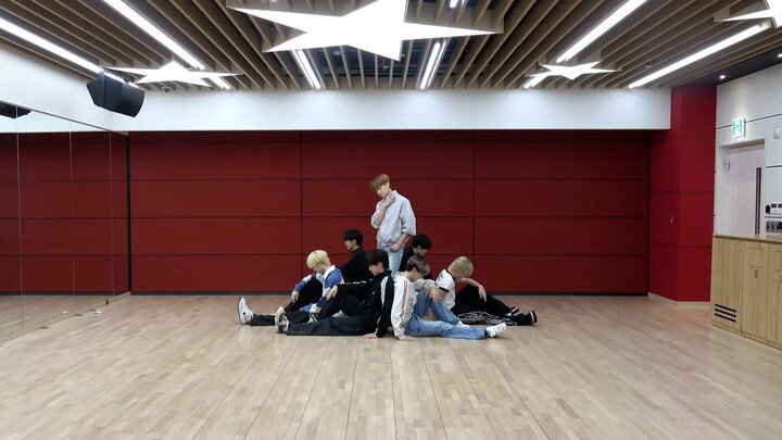 MODYSSEY Festival Musik Qingdao Xingxing Huohuo Latihan Tari ‘GOT7 - Lullaby’