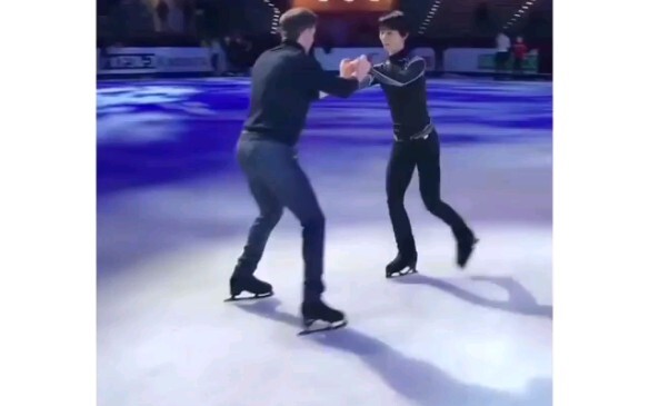 【Yuzuru Hanyu】Shot from ultra‑close range! Yuzuru Hanyu’s signature lift makes a triumphant return!