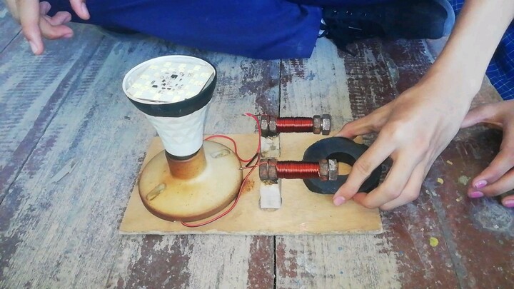 Electric bulb using magnet