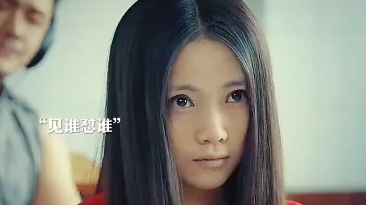 这老师什么修为，这班同学都能治得服服帖帖