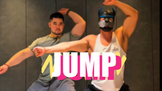 U Beruang Besar Anjing lompat JUMP