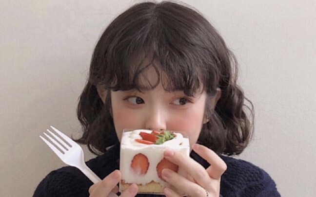 【สาวเกาหลีผมม้วนไข่】หน้าตาของพี่คนนี้ฉันปลื้มมากจริงๆ!! เป็นรูปลักษณ์ที่ฉันไม่มีวันได้ครอบครอง