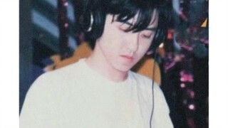 【Dư Trừng Khánh】Cái biểu cảm bị trêu chọc "Dư Lang cưỡi ngựa lại sợ có bùn xuân" đang được xem đi xe