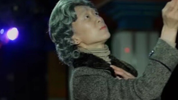 I heard that if you miss someone deeply enough, you can meet them in your dreams. [Mohe Dance Hall] 