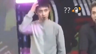 โดคยองซูเต้นและเคลื่อนไหวไปมาในซีรีส์น่ารักมาก! ทรงผมสุดท้าย