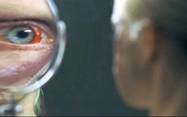 Anak ini kejam banget, sampai-sampai membakar ibunya hidup-hidup!