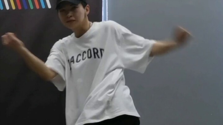 【khóa】Scoobot muốn tập nôn à? Vậy thì hãy xem những màn biến hình này nhé!