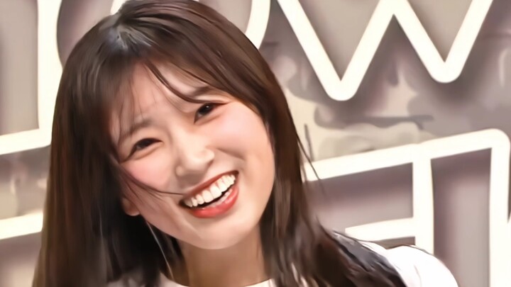 Nako challenges "BOOMBAYAH" on a variety show~