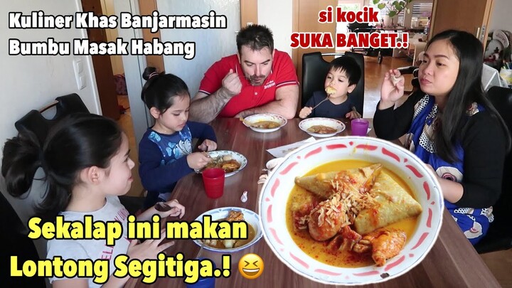 LONTONG SEGITIGA.?!? 😱 MAKAN LONTONG ORARI KHAS BANJARMASIN.!