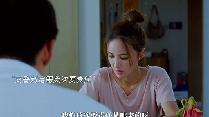 Để không bị quá giờ, anh chàng liều mạng giao đồ ăn! Thế mà hóa ra một mạng của nhân viên giao hàng 