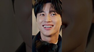 This isn't the right time😂 Lovely Runner #lovelyrunner#byeonwooseok#kdrama#shorts#funny#expression