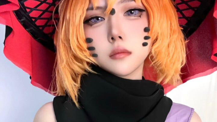 Sangat menyenangkan memiliki cosplay Naruto!