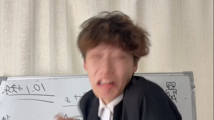 小黄姐：简单漏一手