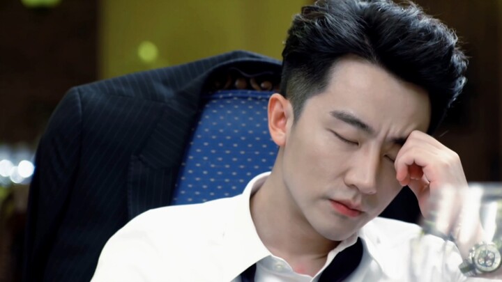 Cinta paling murni di tahun-tahun itu, meski tahu dia bersembunyi di dalam, aku tetap tidak tega mem