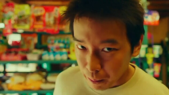 Một cú gọi là có ngay – Bưu tá ở làng núi lợi hại đến mức nào, leo tường vượt mái đã là kỹ năng cơ b