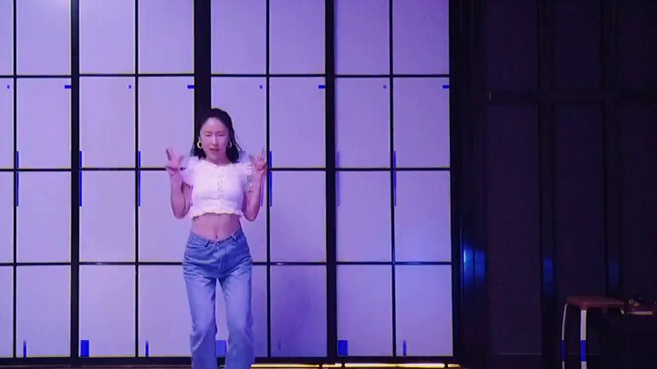 [การออกแบบท่าเต้นต้นฉบับ] การออกแบบท่าเต้นดั้งเดิมของ Jolin Tsai และ HyunA สำหรับ “Bah & How to Remi