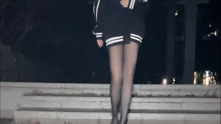 176 Female Assassin—Too Bad She’s a Sweaty Jio