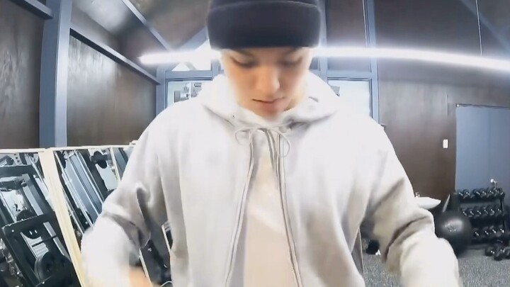 Xiaobo laughs every time I watch this video