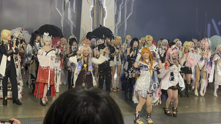 Bestie trio hotly dances to L!!!!ght [Naraka: Bladepoint 2nd Anniversary Tokyo]