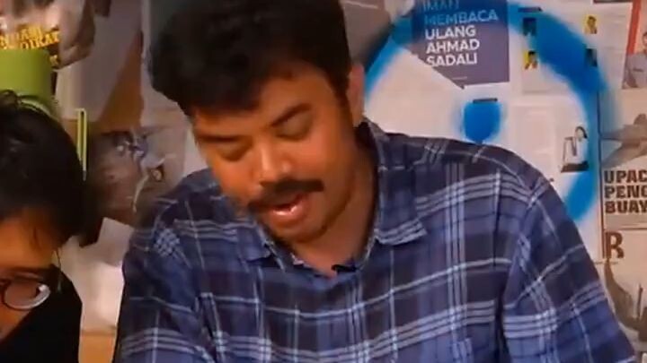 _Pertarungan_Rujak_yang_Ceria_Siapa_yang_Akan_Mendapatkan_Stroberi_Mangga