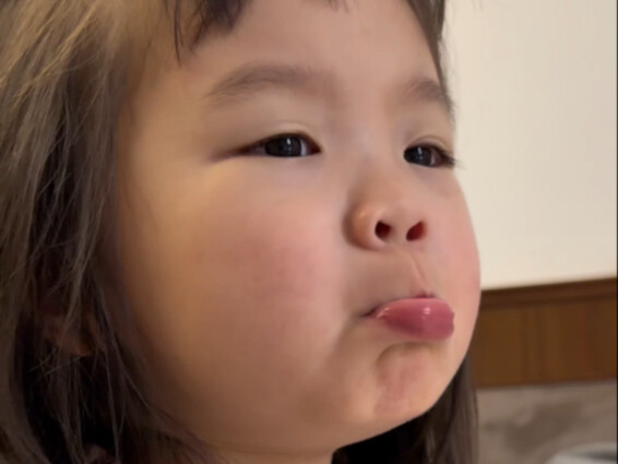 Who knew she’d suffer from post-vacation blues too!