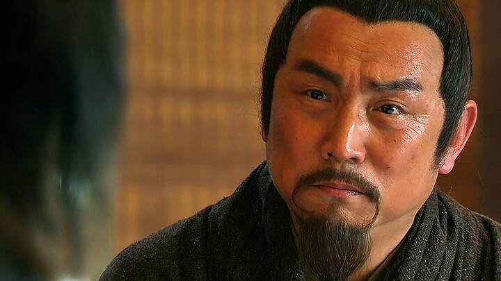 “Lư Quán dâng kế cho Hạng Vũ, lấy Hồng Câu làm ranh giới”