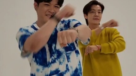 Super Junior's Donghae Prodigy performs a cute dance online