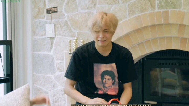 【Lý Khải Sán】lhc: Chẳng phải em là maknae được các anh yêu thương nhất sao? (Chú gấu nhỏ mếu máo khó