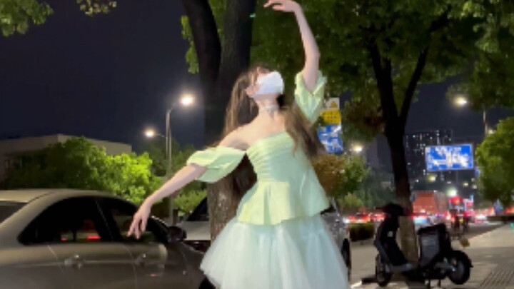 别被照亮 就这样发光 跳到你的心巴上了吗