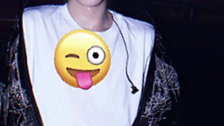 Zhang yiran 💋😝