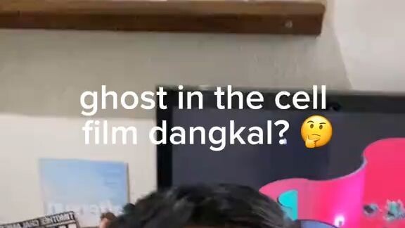 kata gue sih udah cocok kritiknya disampein lewat jokes-jokes yg enteng kayak di paruh awal filmnya