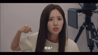 Hahaha, cách thực hành ngôn ngữ ký hiệu đầy bạo lực của Hee Joo! Nó làm chị tôi sợ! Xizhu mơ tưởng đ